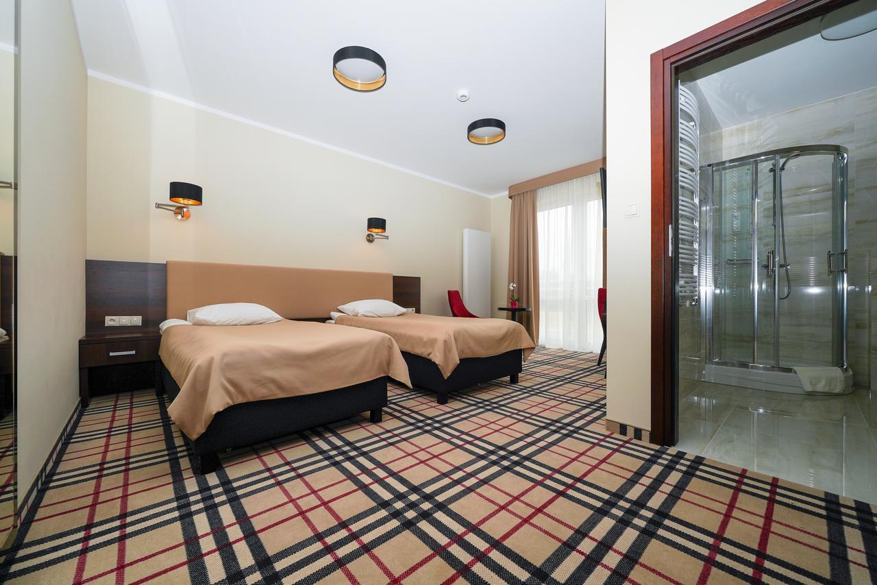 Hotel Atena Wedding, Business & Spa Ciechanów Zewnętrze zdjęcie